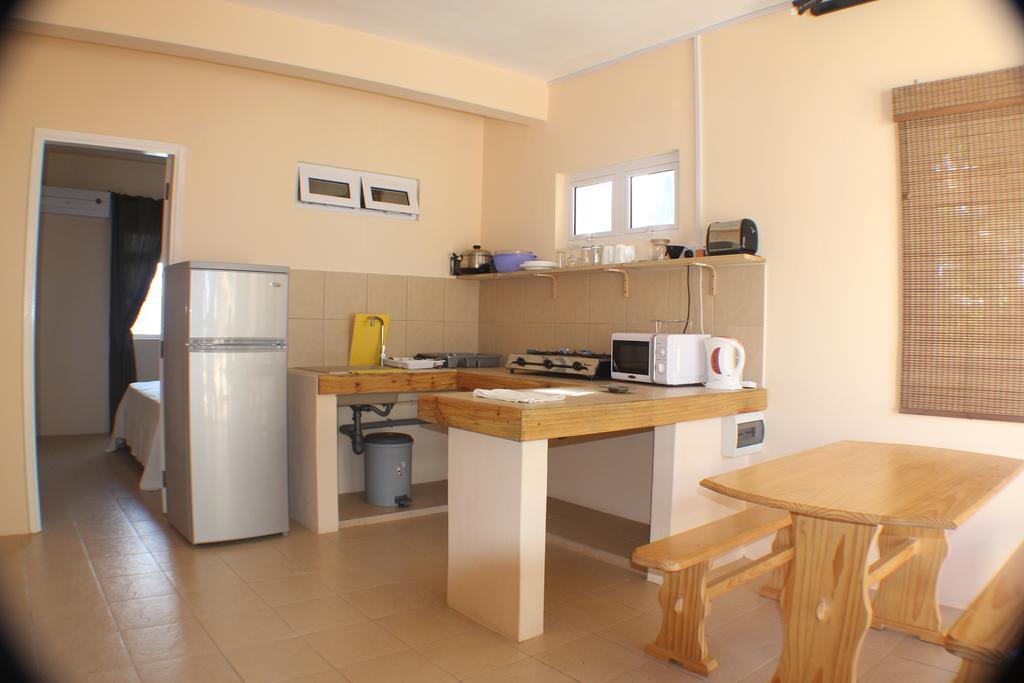Keravel Bungalows Pointe d'Esny Стая снимка