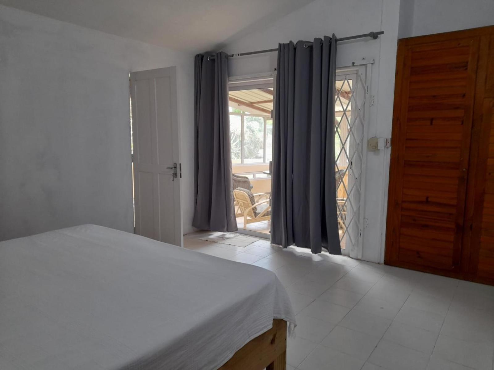 Keravel Bungalows Pointe d'Esny Екстериор снимка