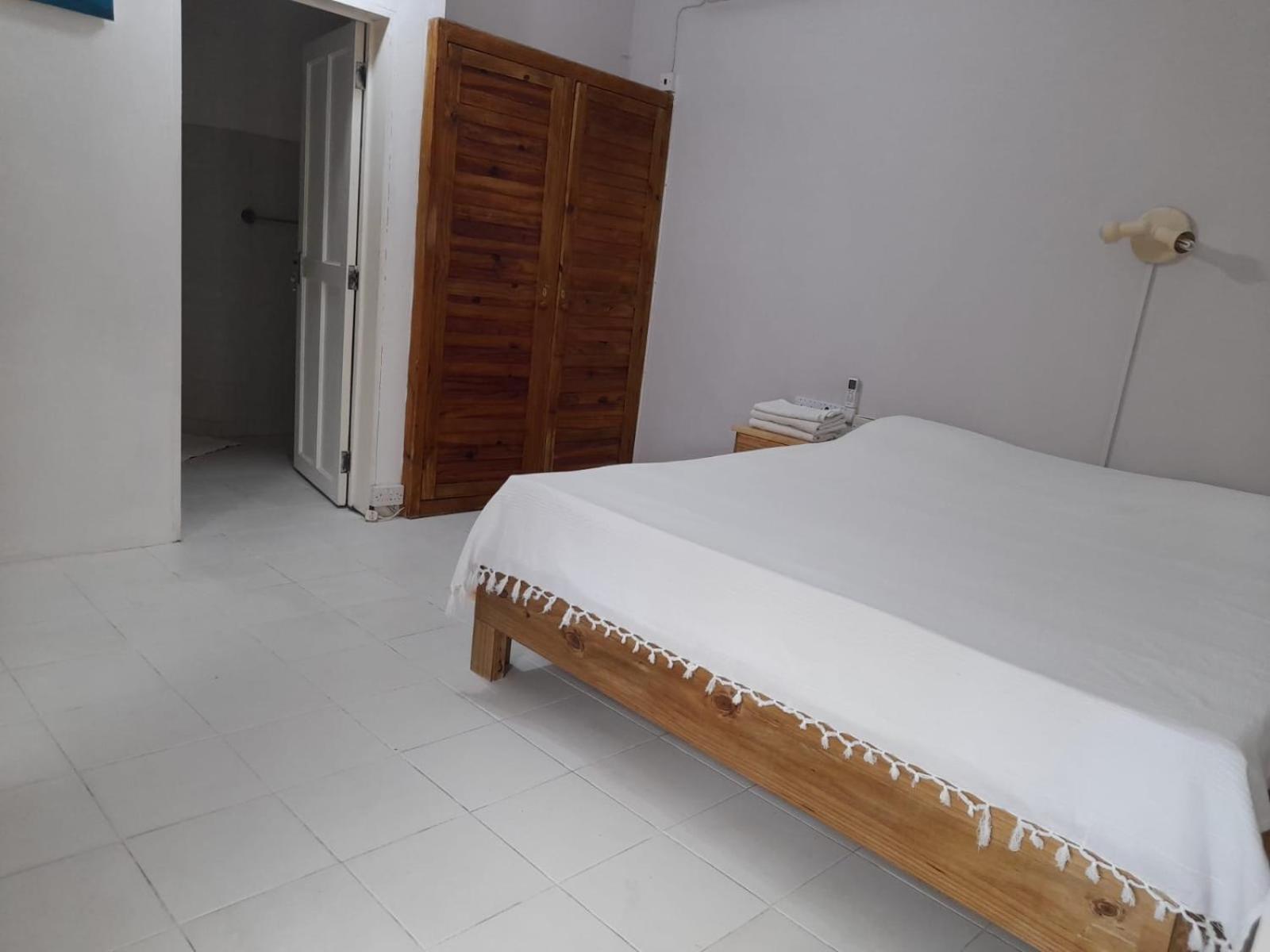 Keravel Bungalows Pointe d'Esny Екстериор снимка