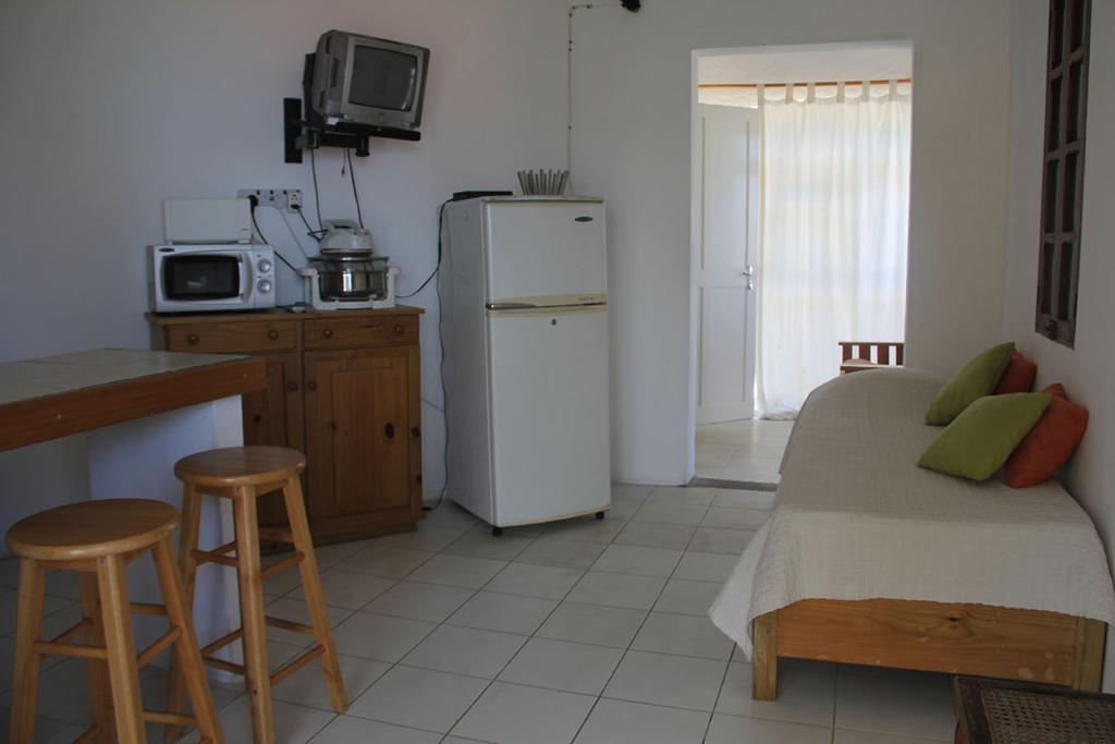 Keravel Bungalows Pointe d'Esny Стая снимка