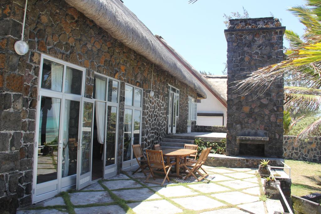 Keravel Bungalows Pointe d'Esny Стая снимка