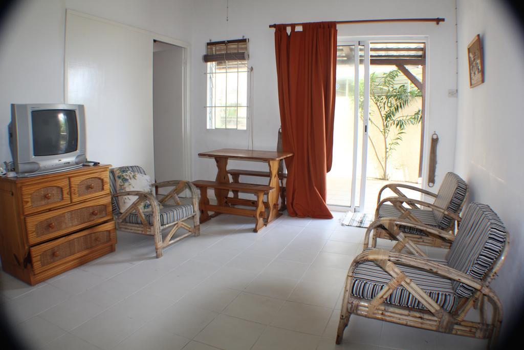 Keravel Bungalows Pointe d'Esny Стая снимка
