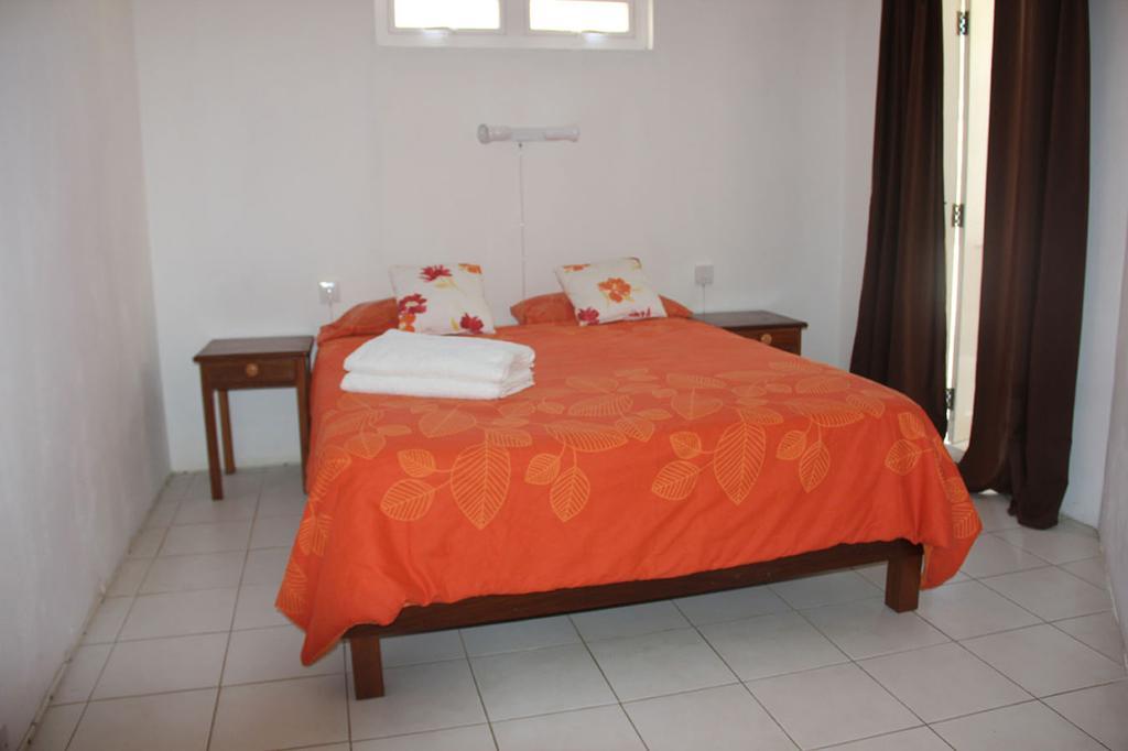 Keravel Bungalows Pointe d'Esny Стая снимка
